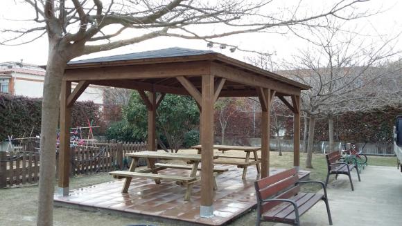 Porche en Escola Collserola de Sant Cugat