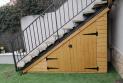 Cobertizo bajo escalera